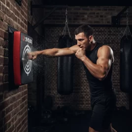 Escudo Potencia Colgable UMMA